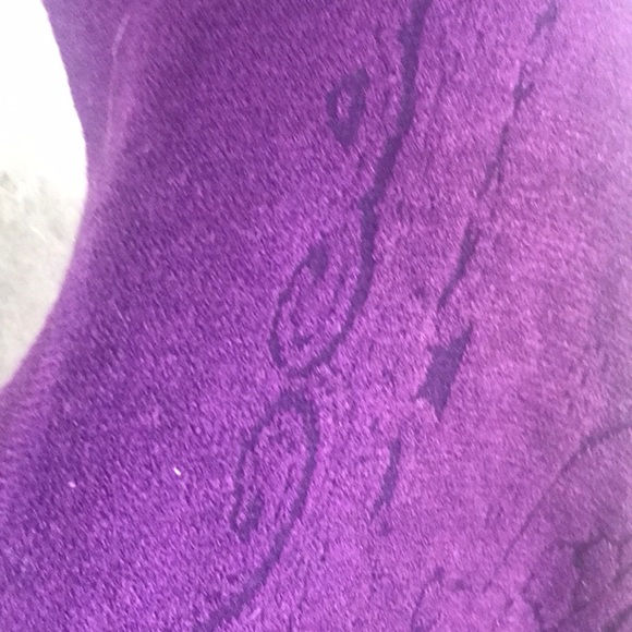 “DELILAH” “NWT” Purple Ladies Wrap. - Picture 6 of 8